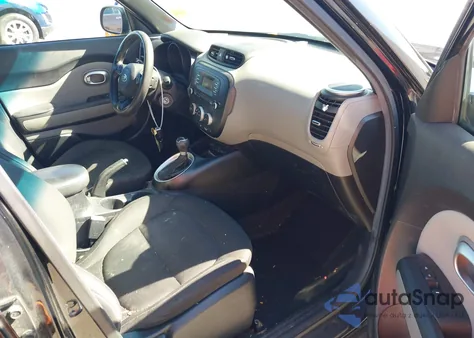 2015 Kia Soul z USA, uszkodzony, nr VIN KNDJN2A28F7147863